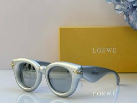 Picture of Loewe Sunglasses _SKUfw55532314fw